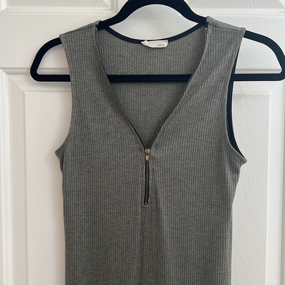EUC Women’s Ribbed Olive MIDI zip top Dress - Size M